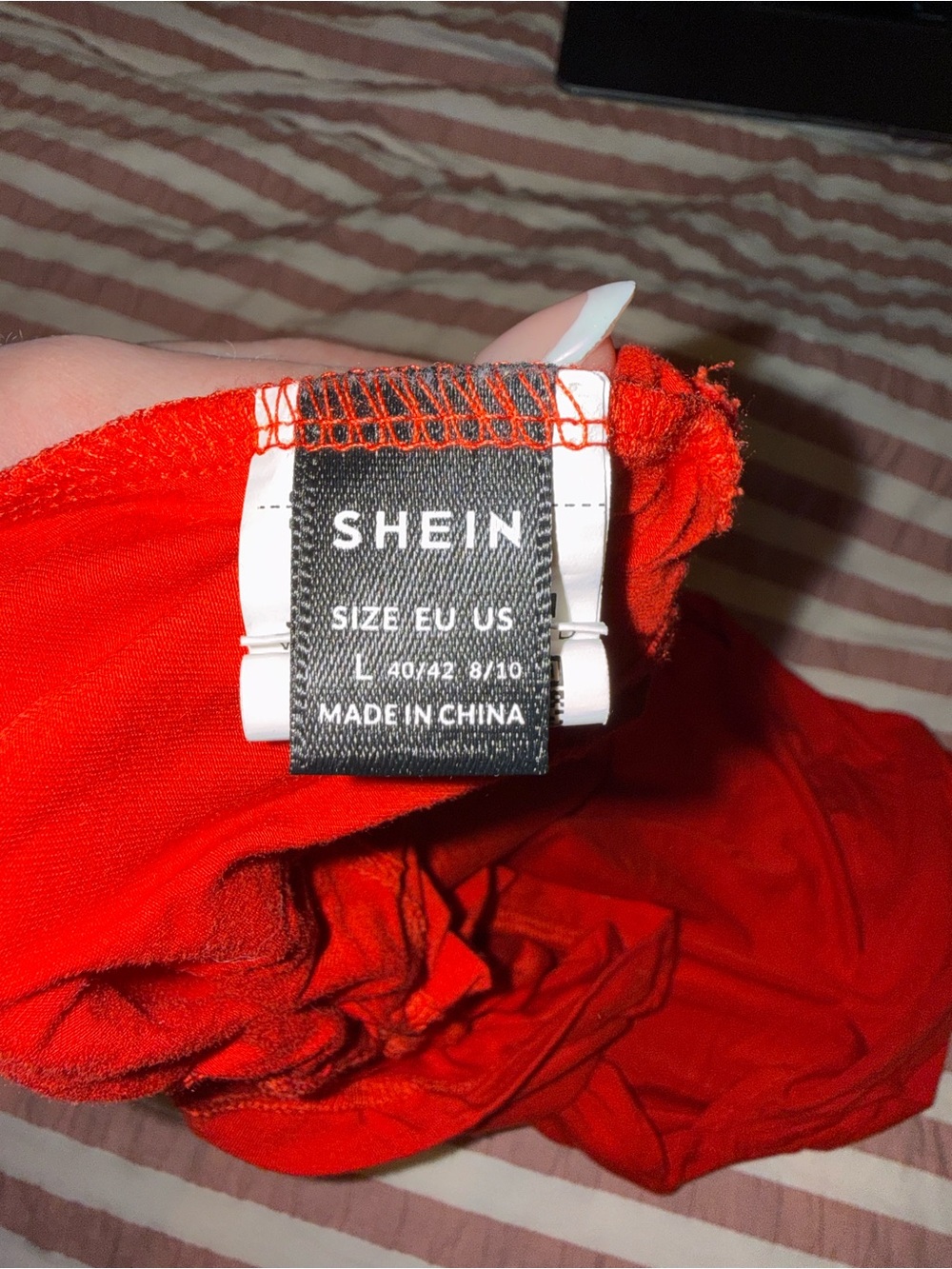 Red backless top - Picture 5 of 5